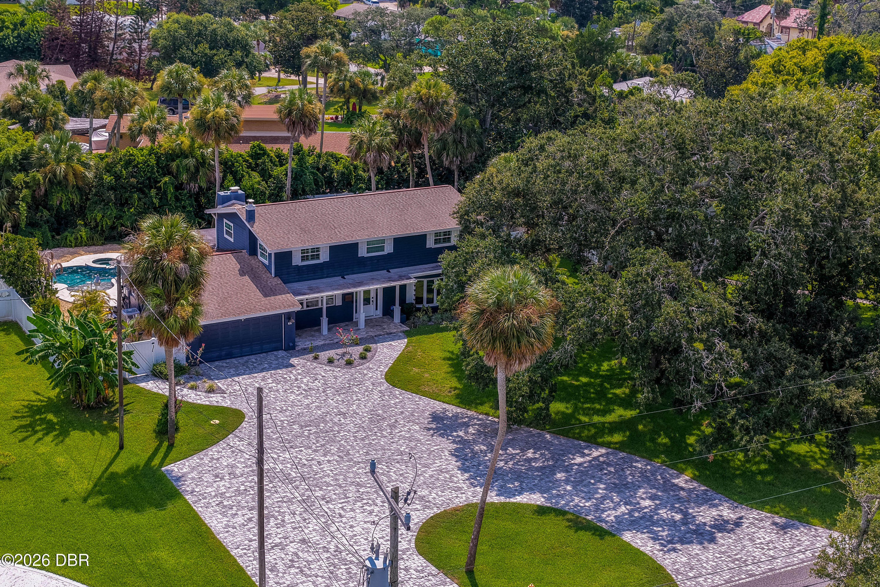 835 John Anderson Drive — photo