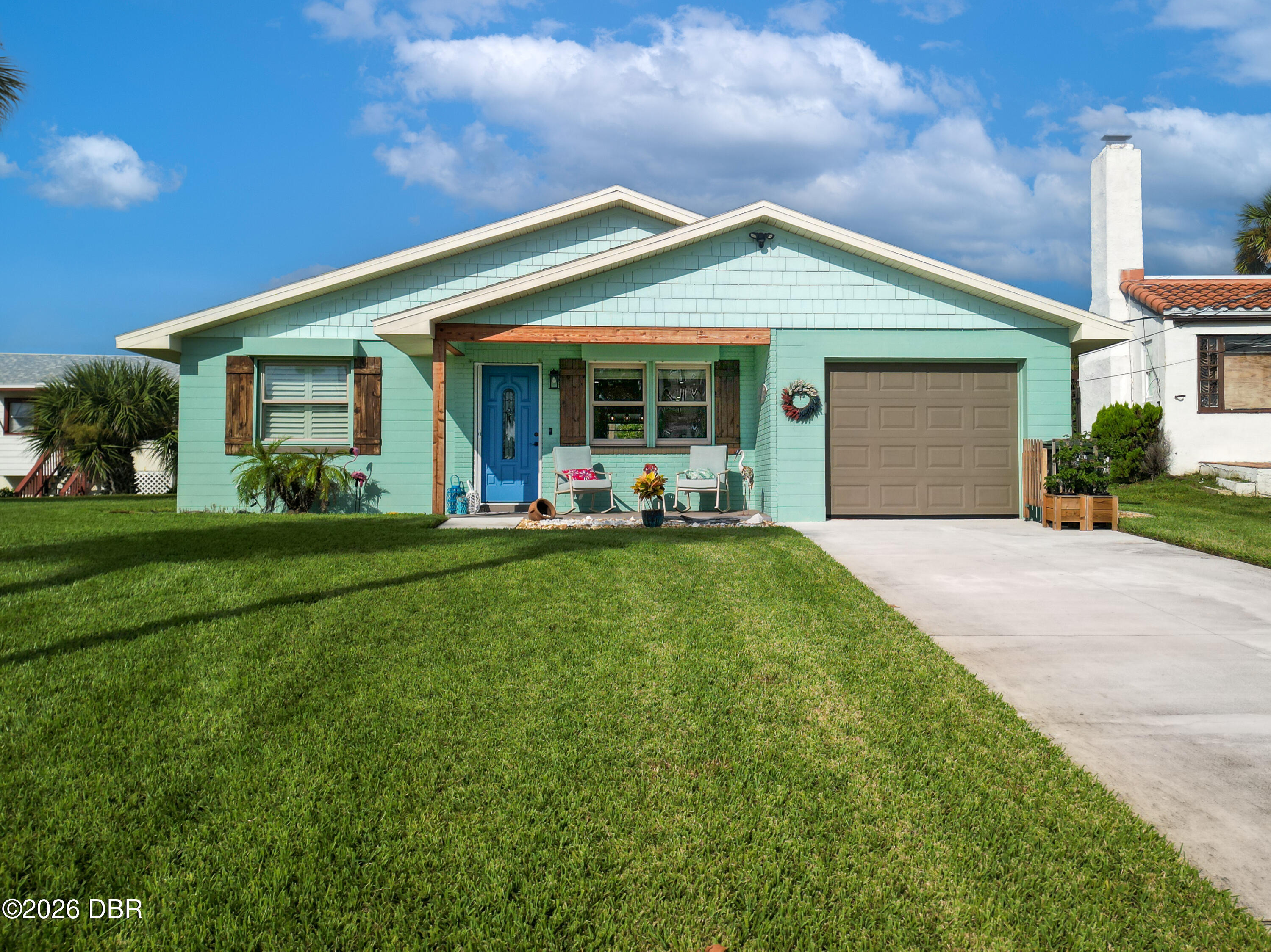 1210 Thompson Place — photo