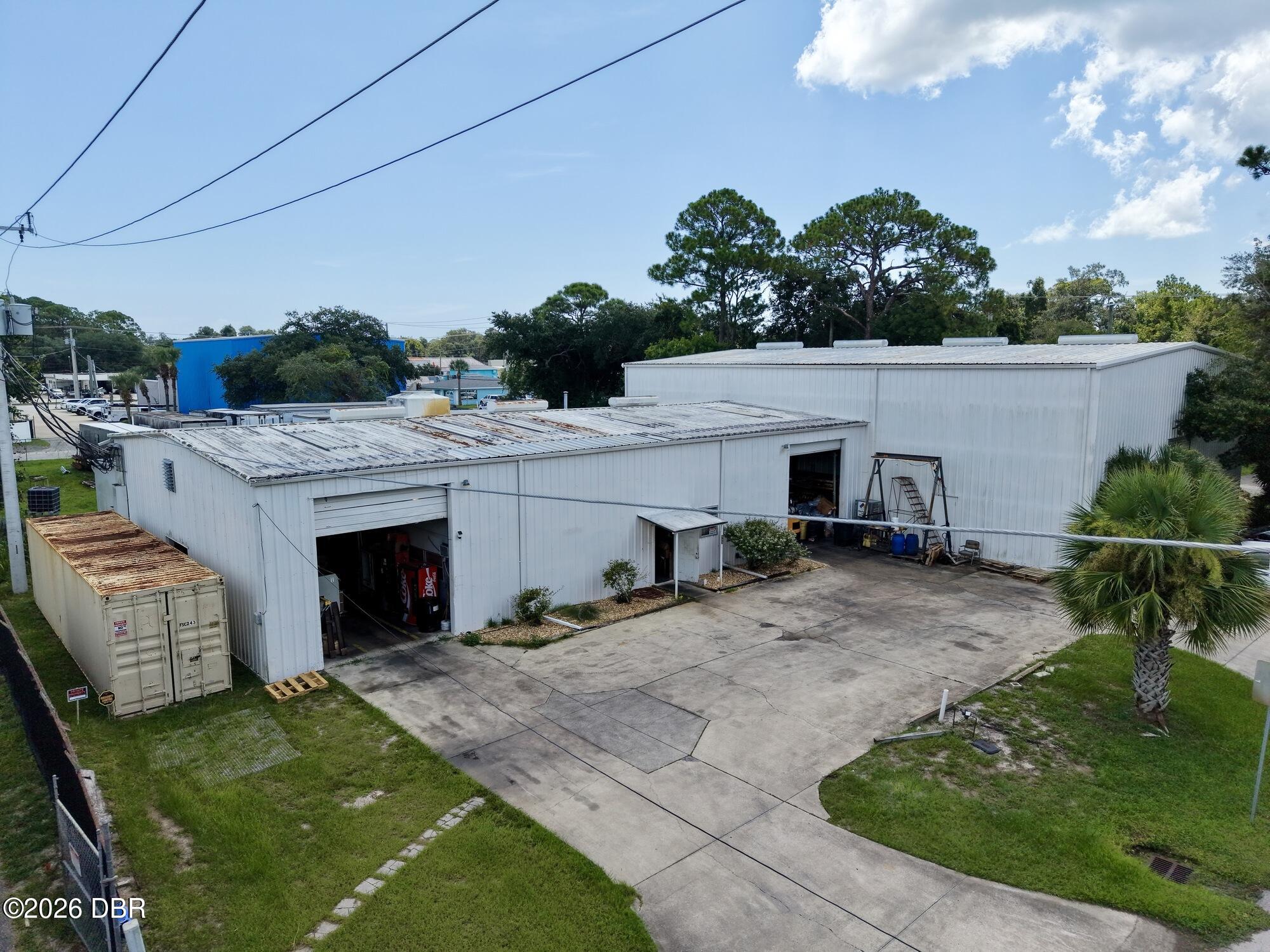565 Parque Drive — photo