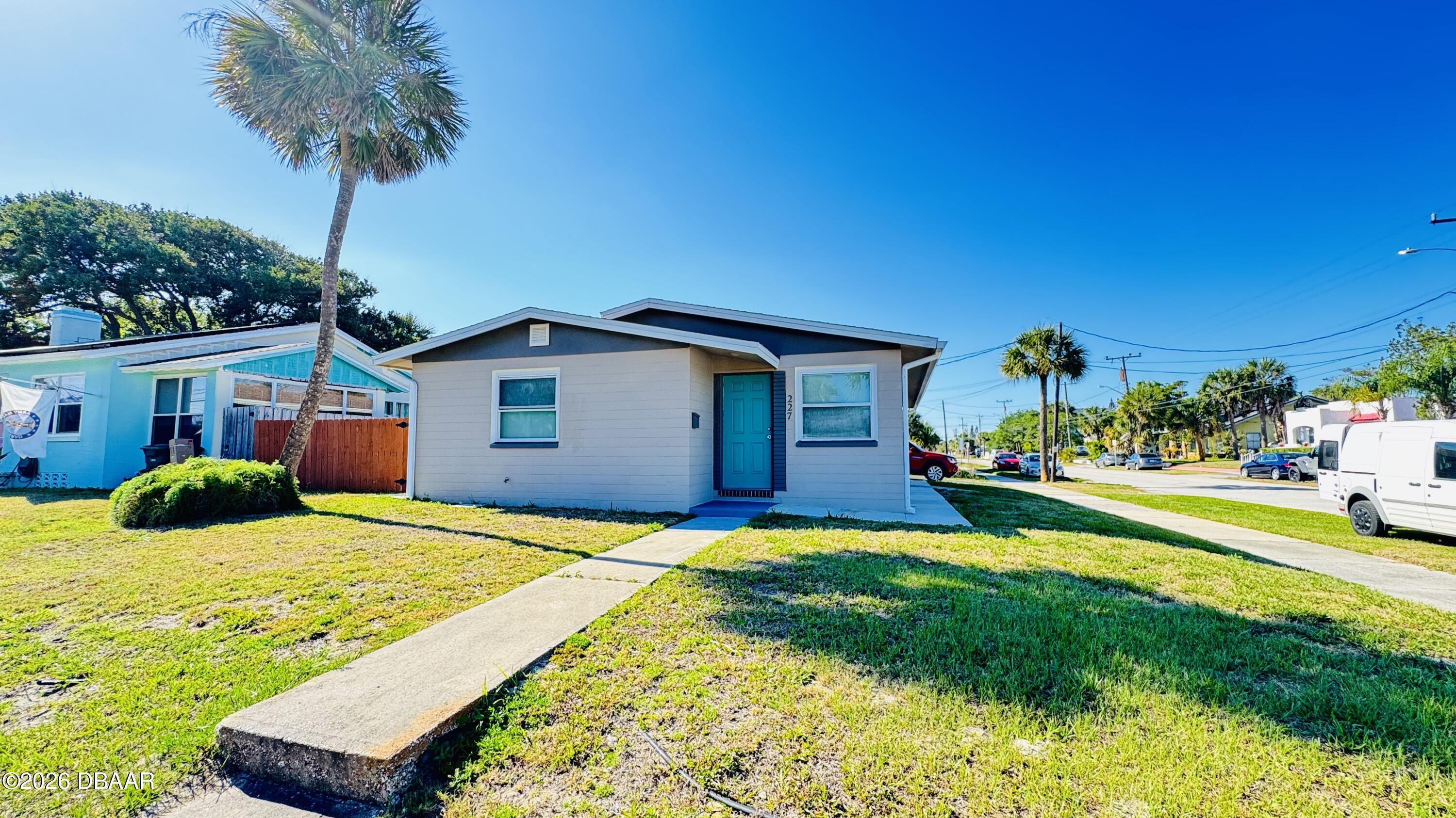 901 N Peninsula Drive 227 Jessamine Blvd — photo