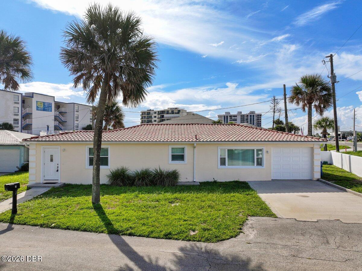 2 Breezeway Drive — photo