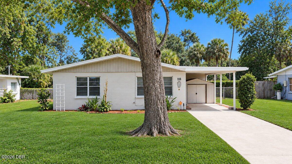 118 Palm Drive — photo