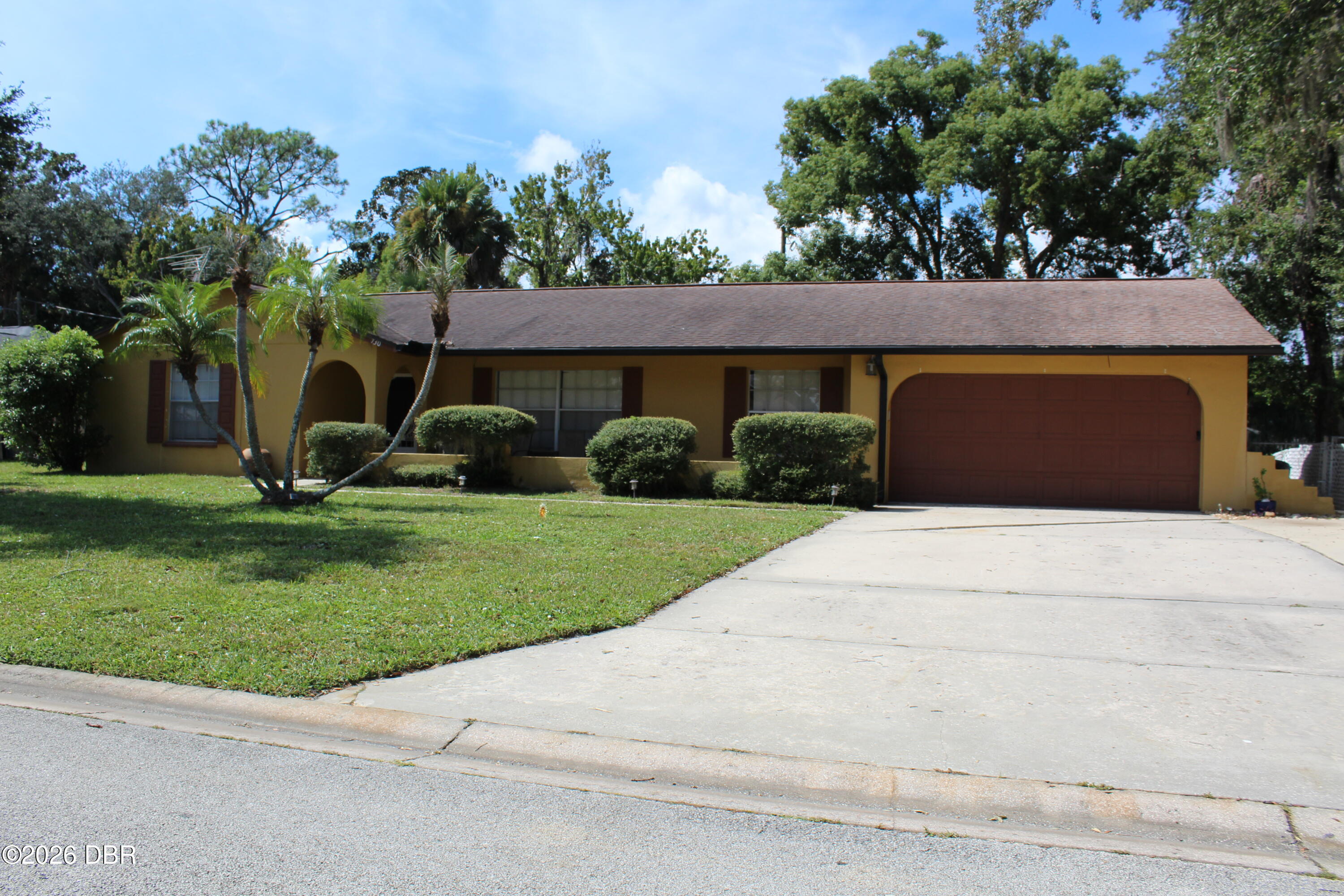 730 Lindenwood Circle E E — photo
