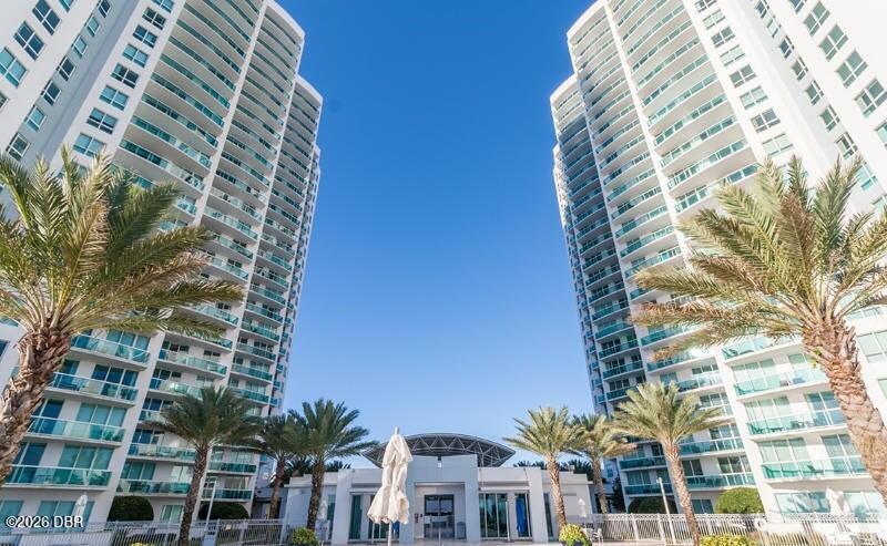 231 Riverside Drive Unit 501 — photo
