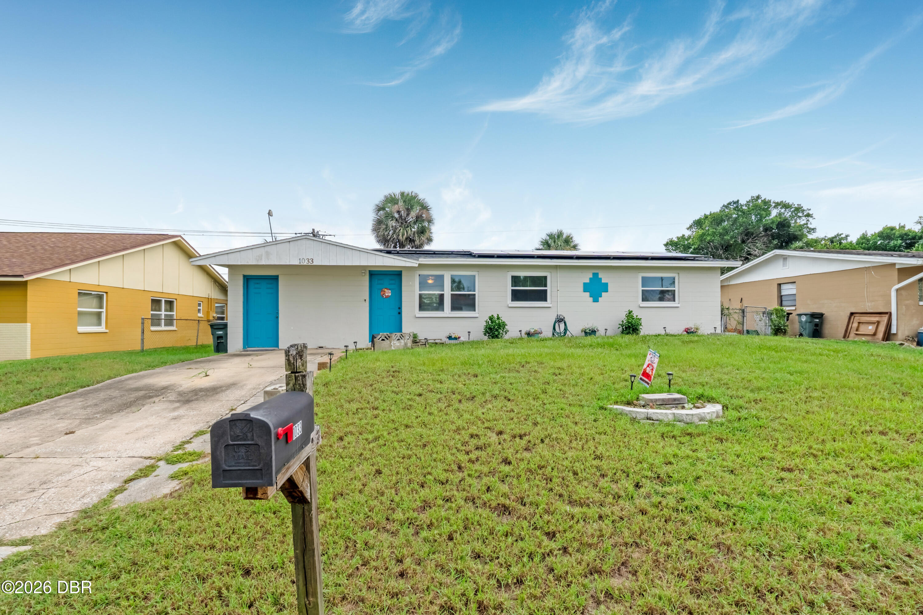 1033 Cadillac Drive — photo