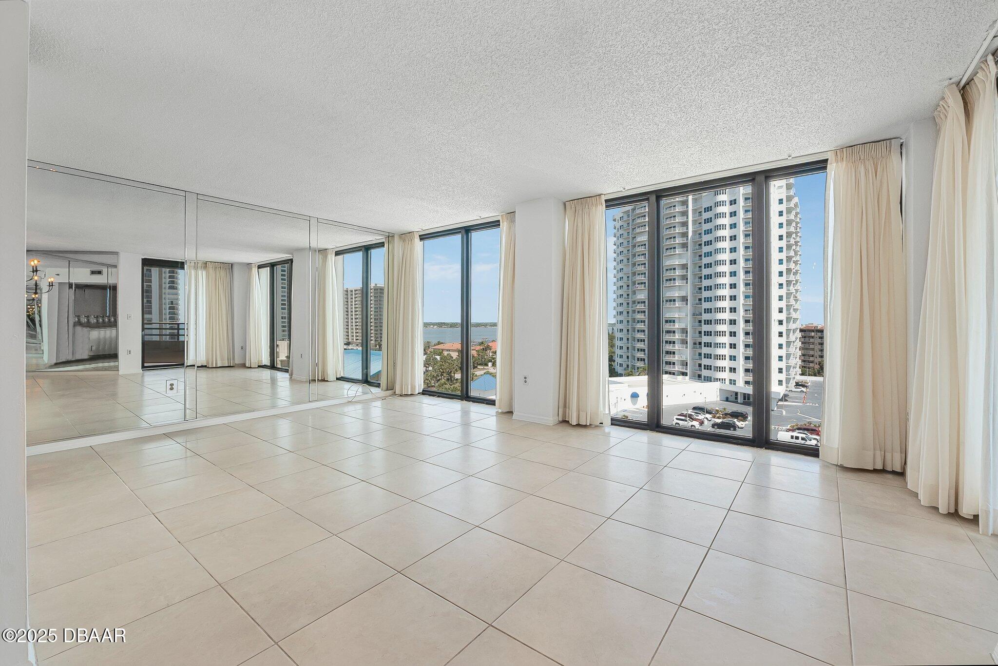 1 NW Oceans West Boulevard W Unit 8a2 — photo