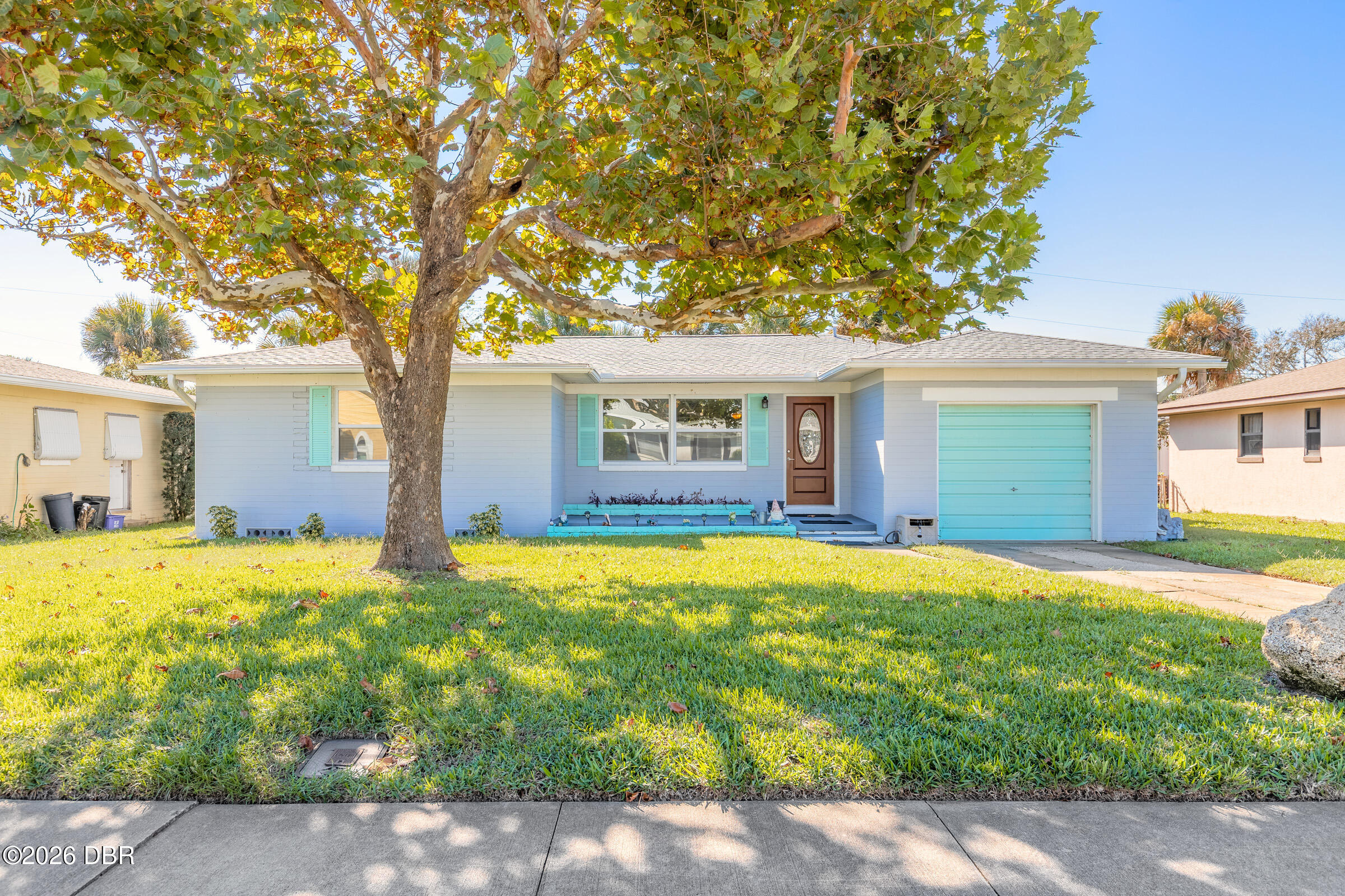 192 Valencia Drive — photo