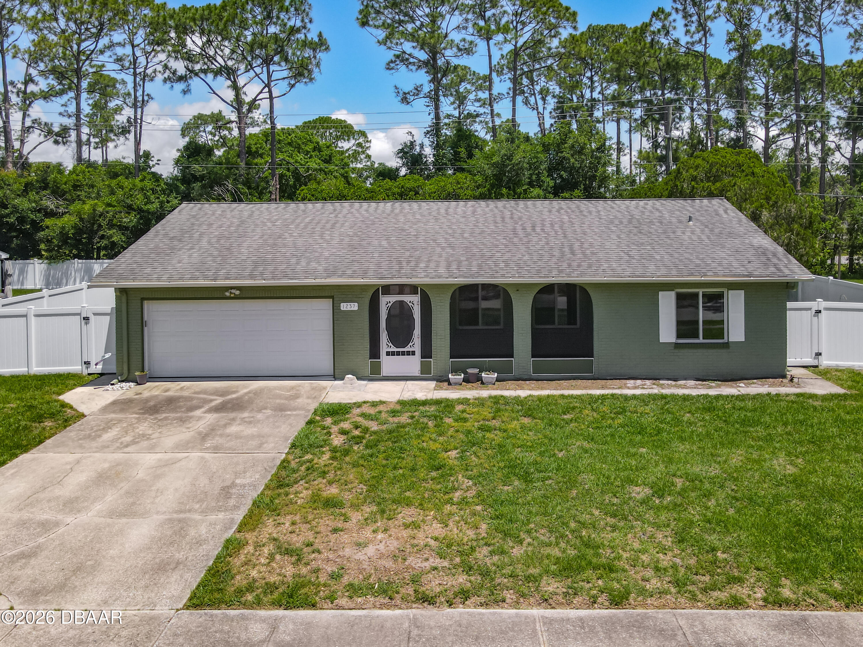 1237 Jeffery Drive — photo