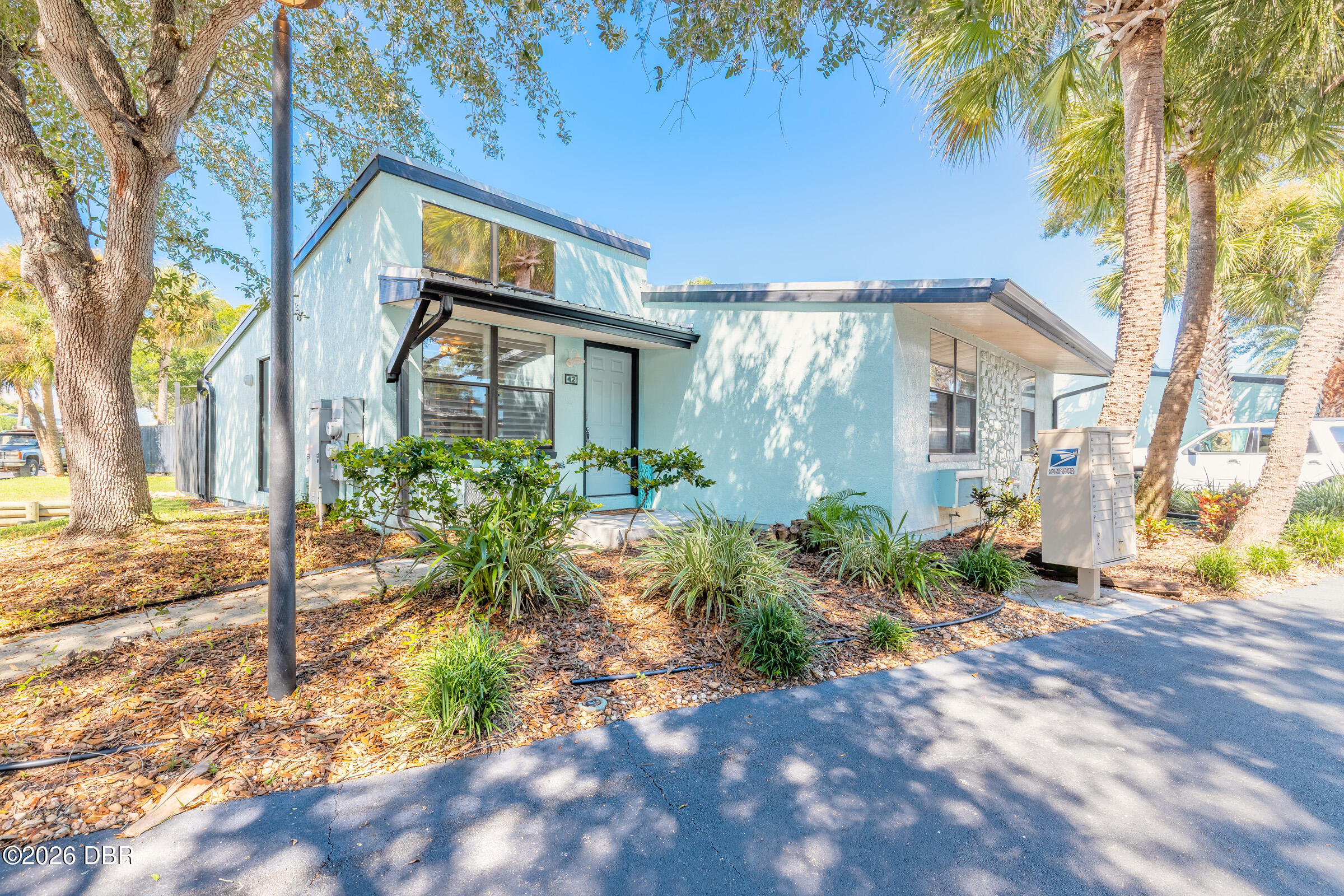 42 Jacaranda Cay Court Unit 42 — photo
