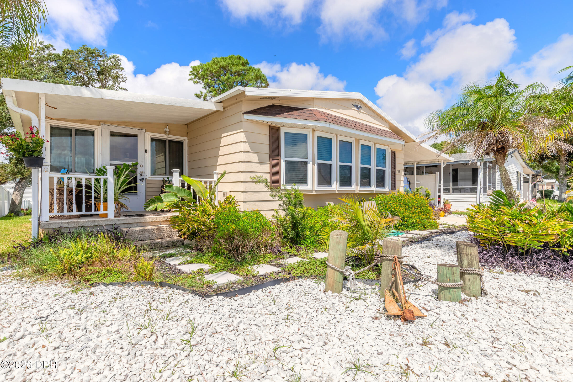 733 Indian Hill Drive — photo