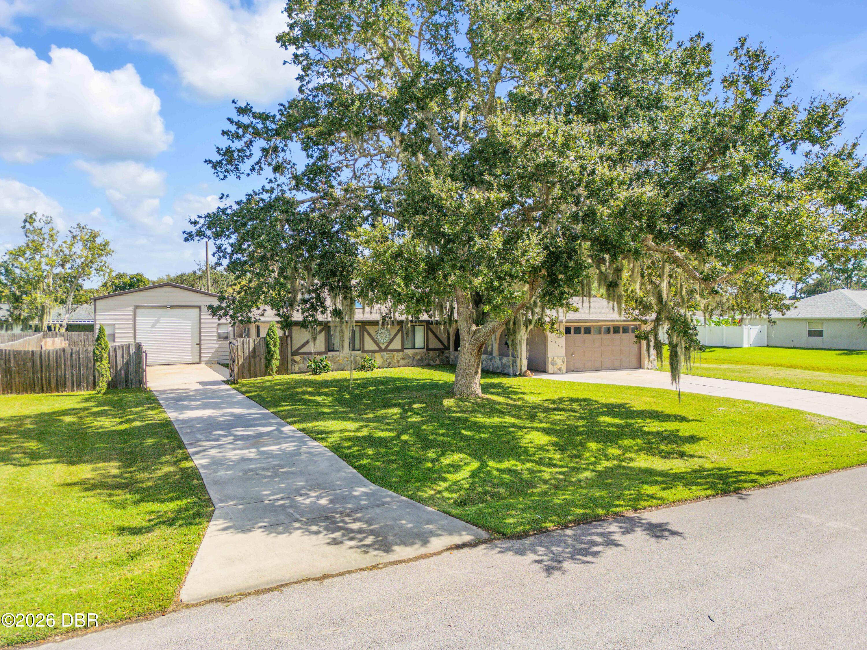2729 Queen Palm Drive — photo