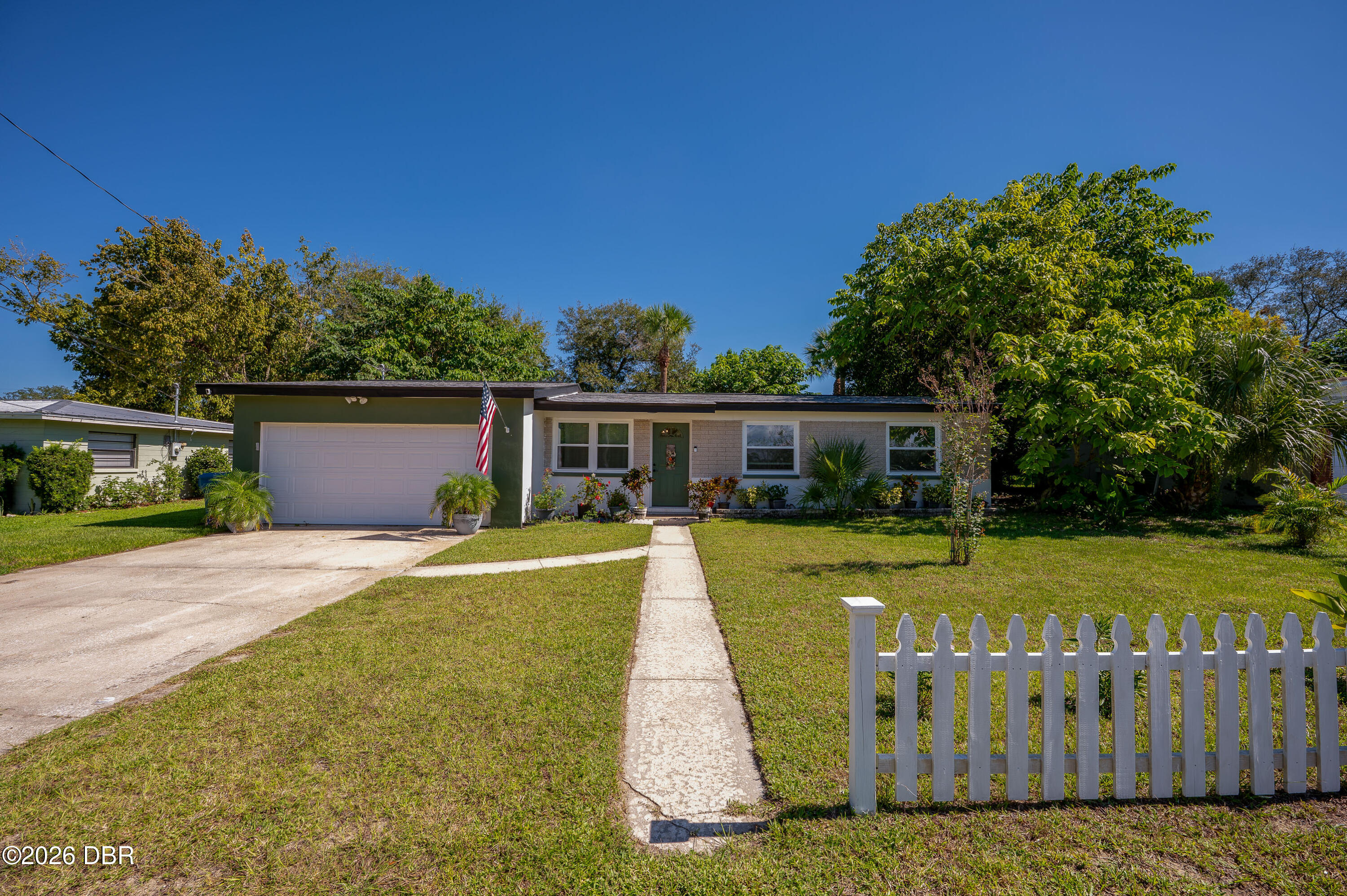 1509 Derbyshire Road — photo