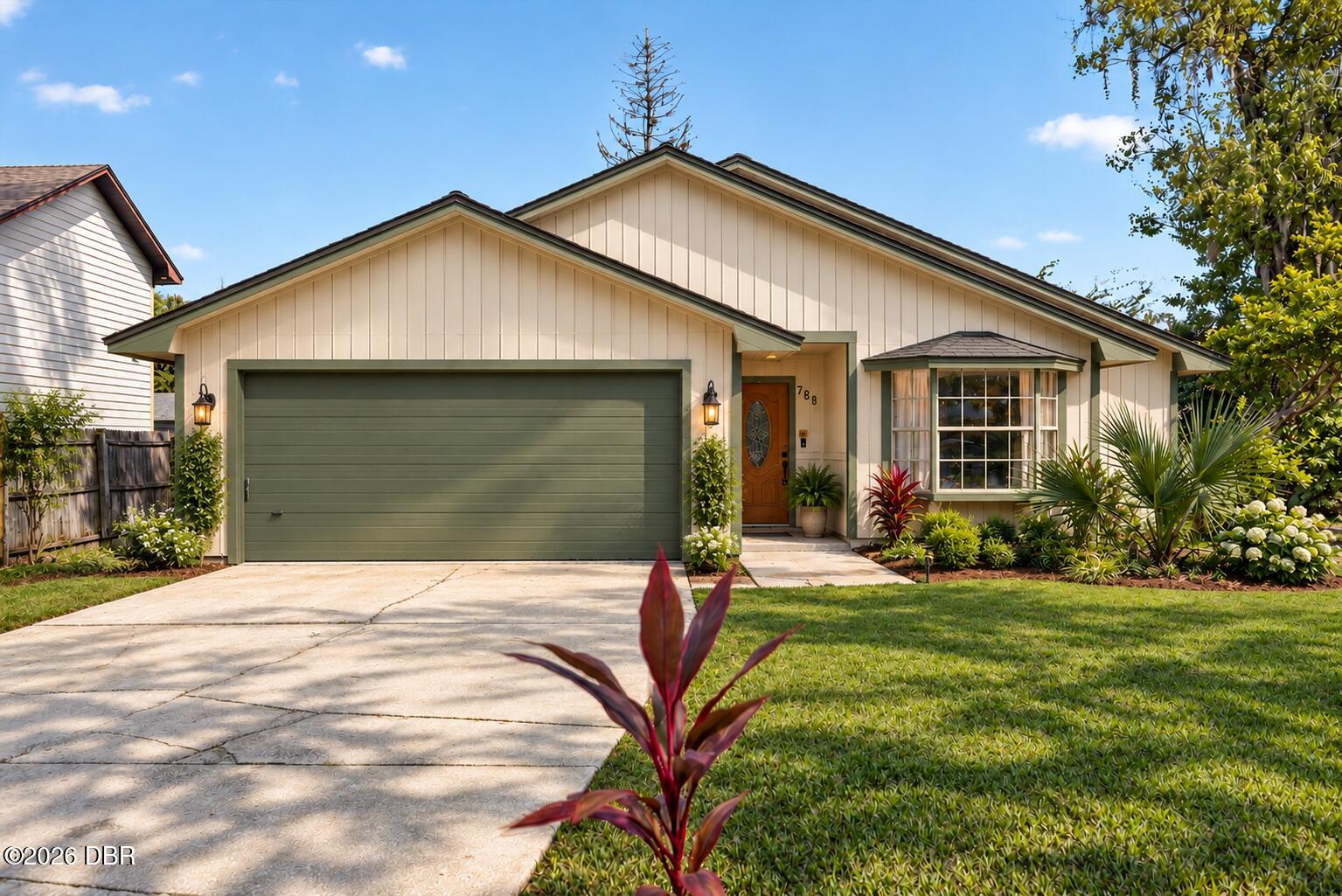 789 Victoria Circle E, Ormond Beach, FL 32174 — photo 2