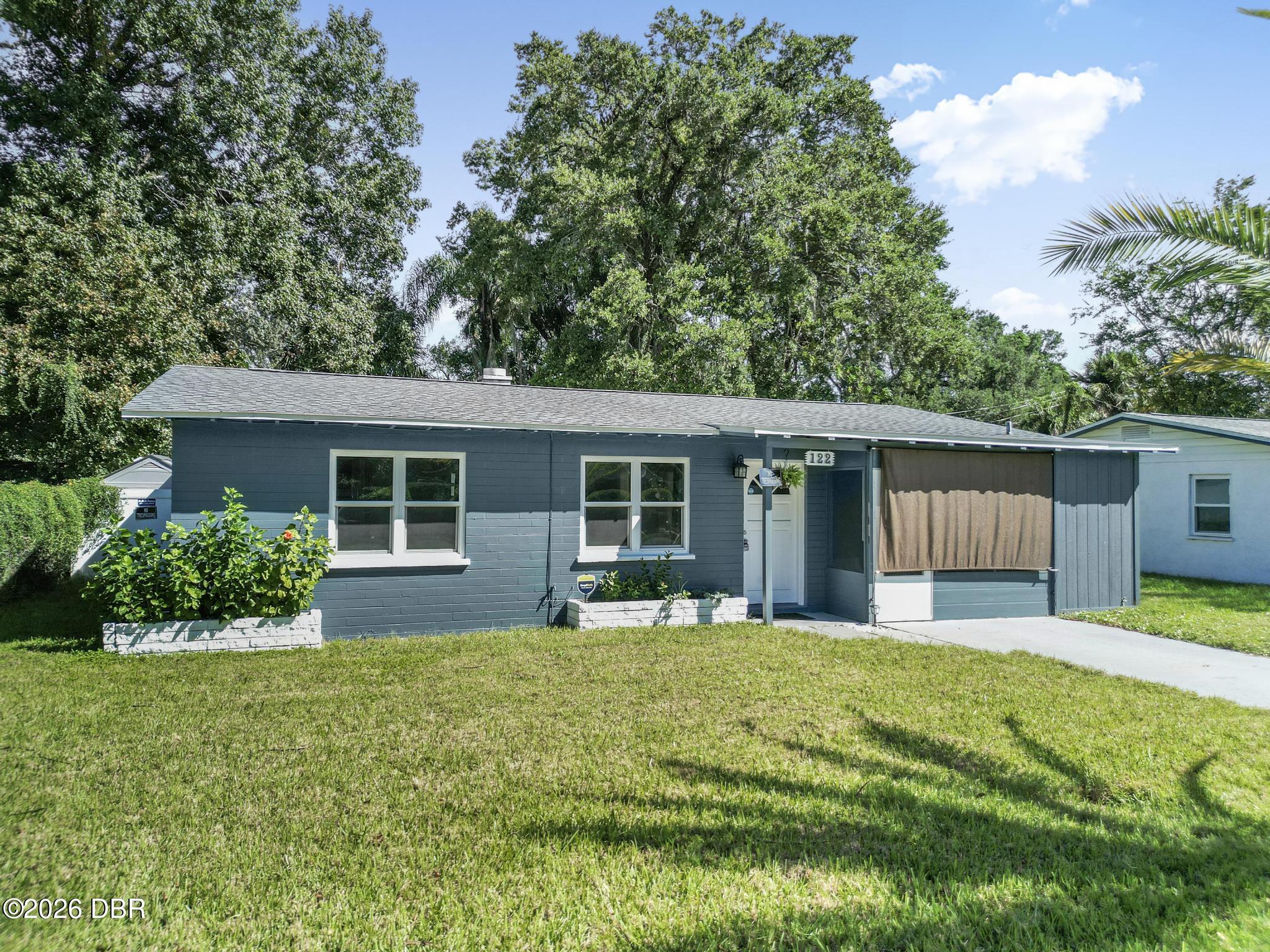 122 Palm Drive — photo