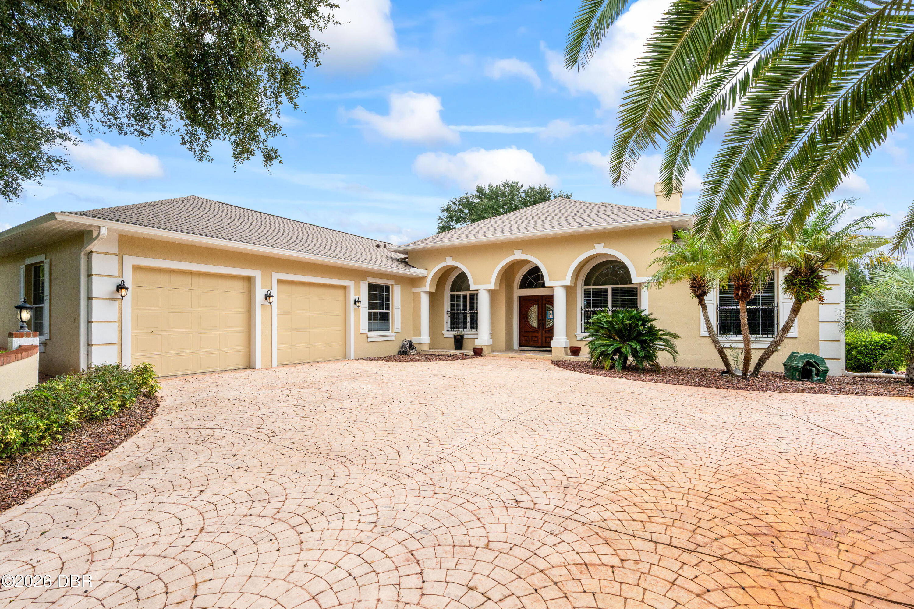 19 Lakecliff Drive — photo