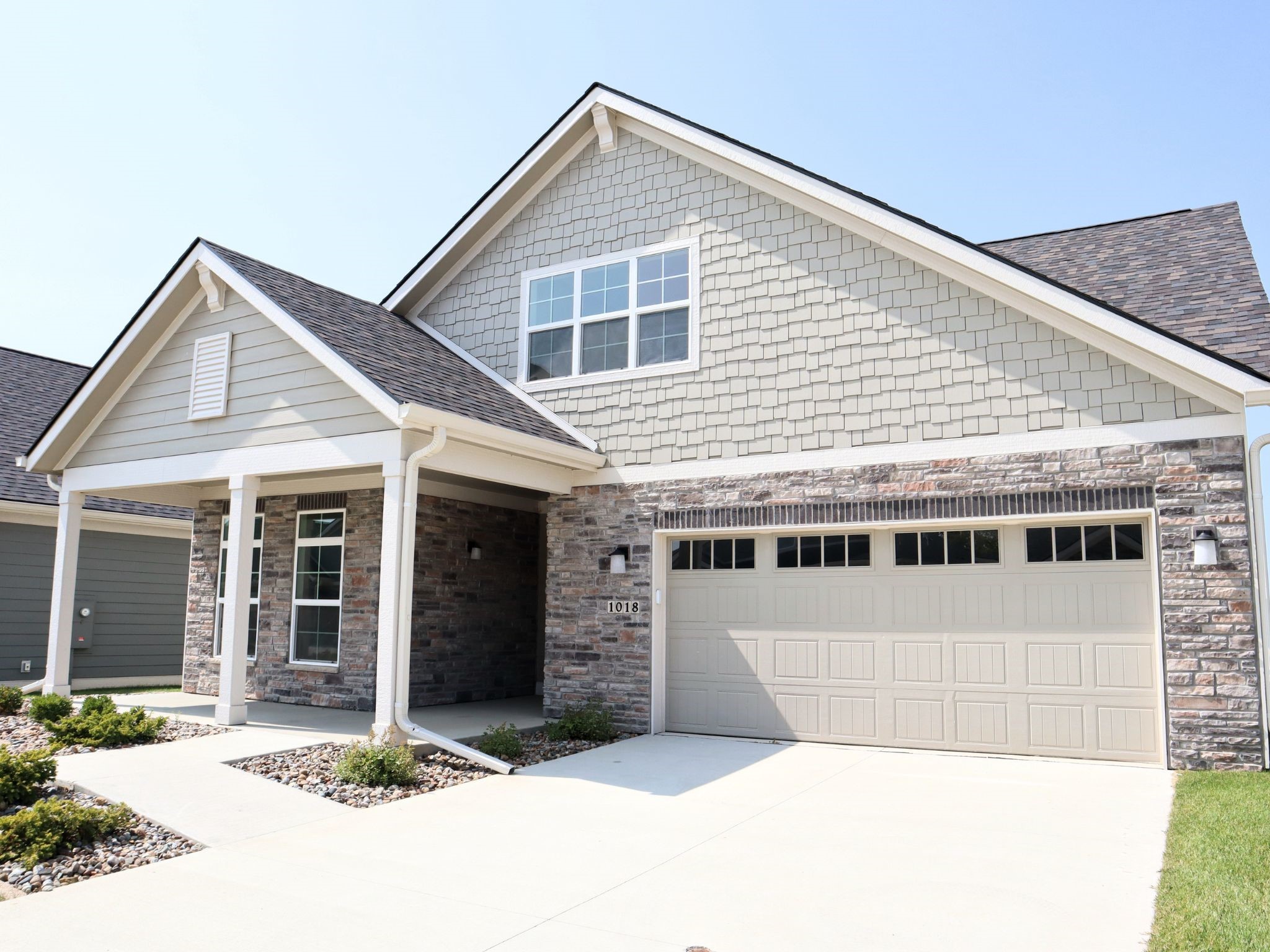 1018 NW Creekside Drive — photo