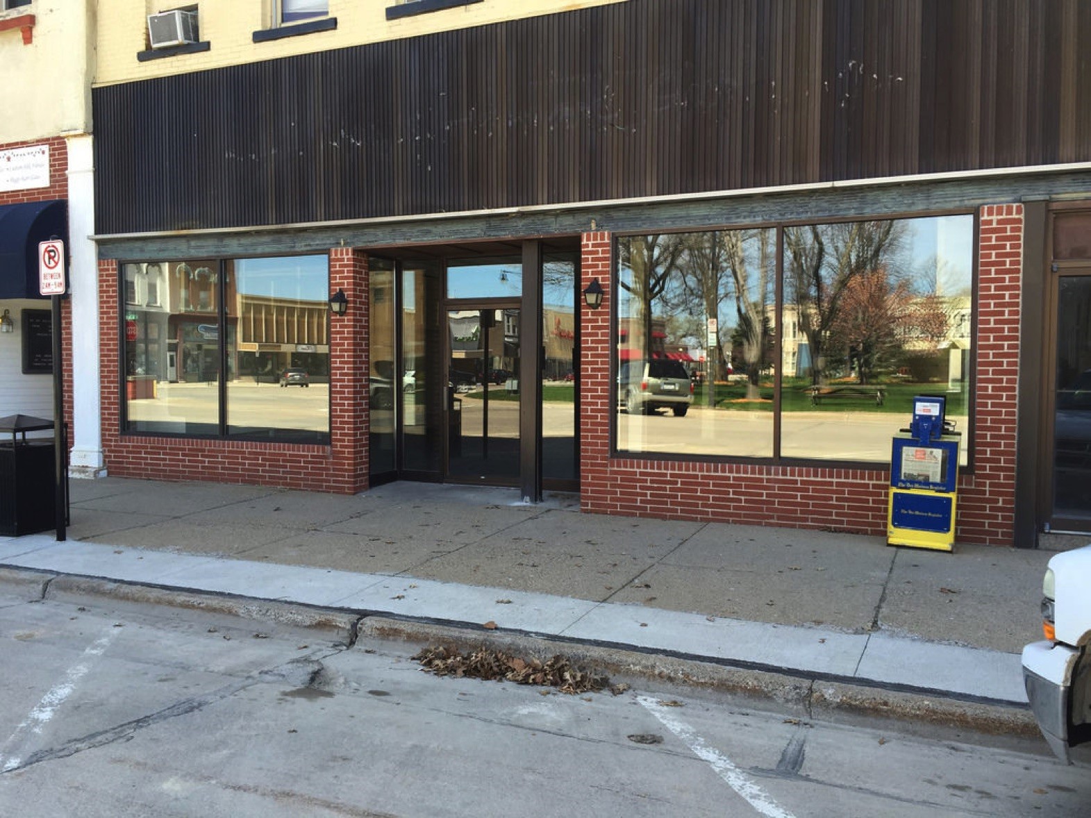 107 W Salem Avenue — photo