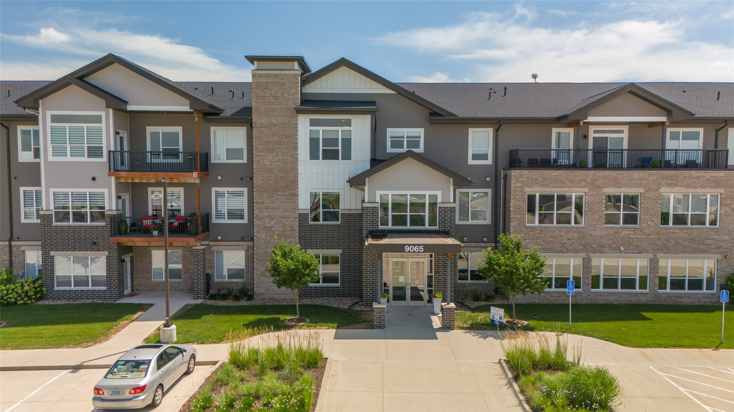 9065 Bishop Drive 314 — photo