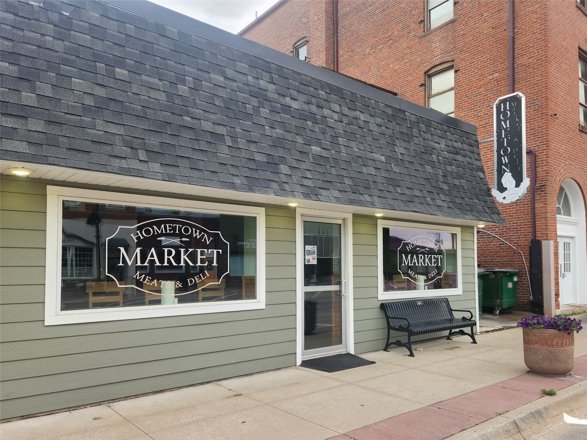 111 E Robinson Street — photo
