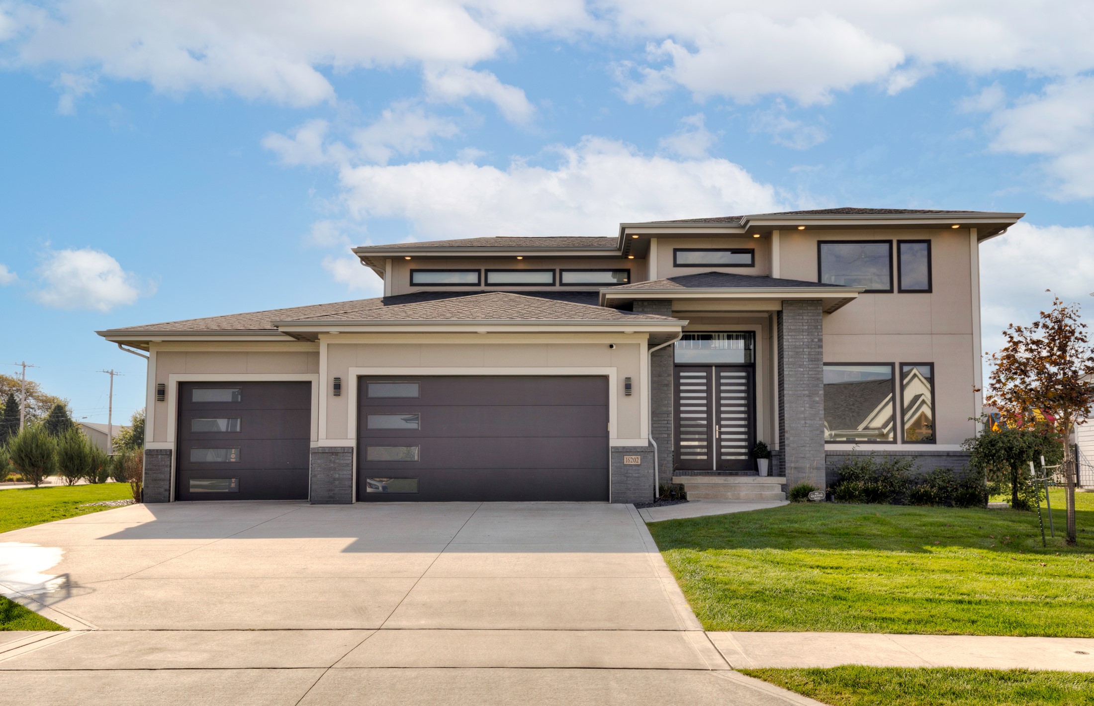 16202 Goodman Drive — photo