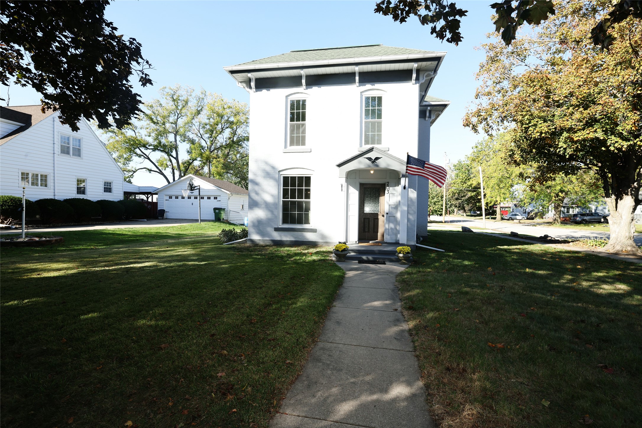 203 S Boone Street — photo