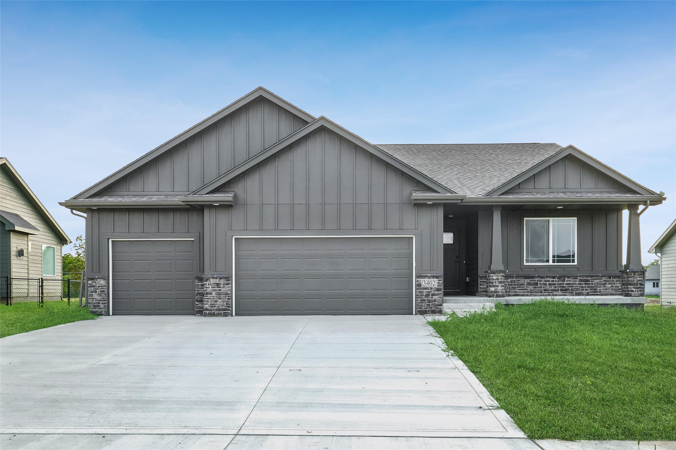 3402 SE Bannister Drive — photo