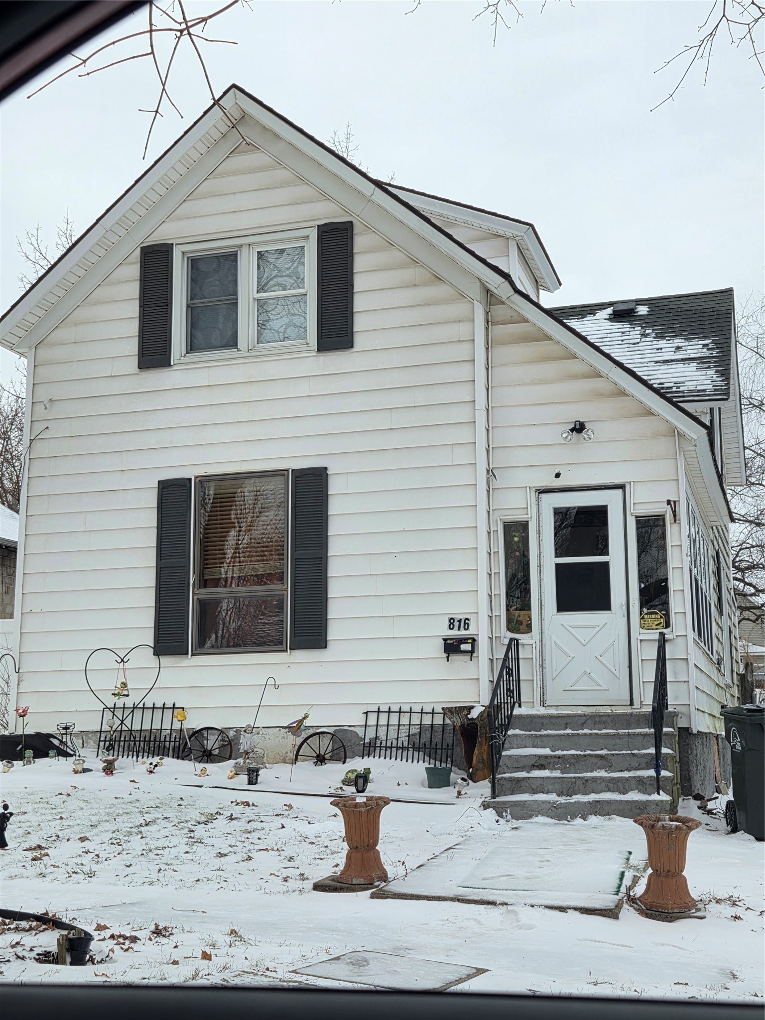 816 S 16th Street — photo