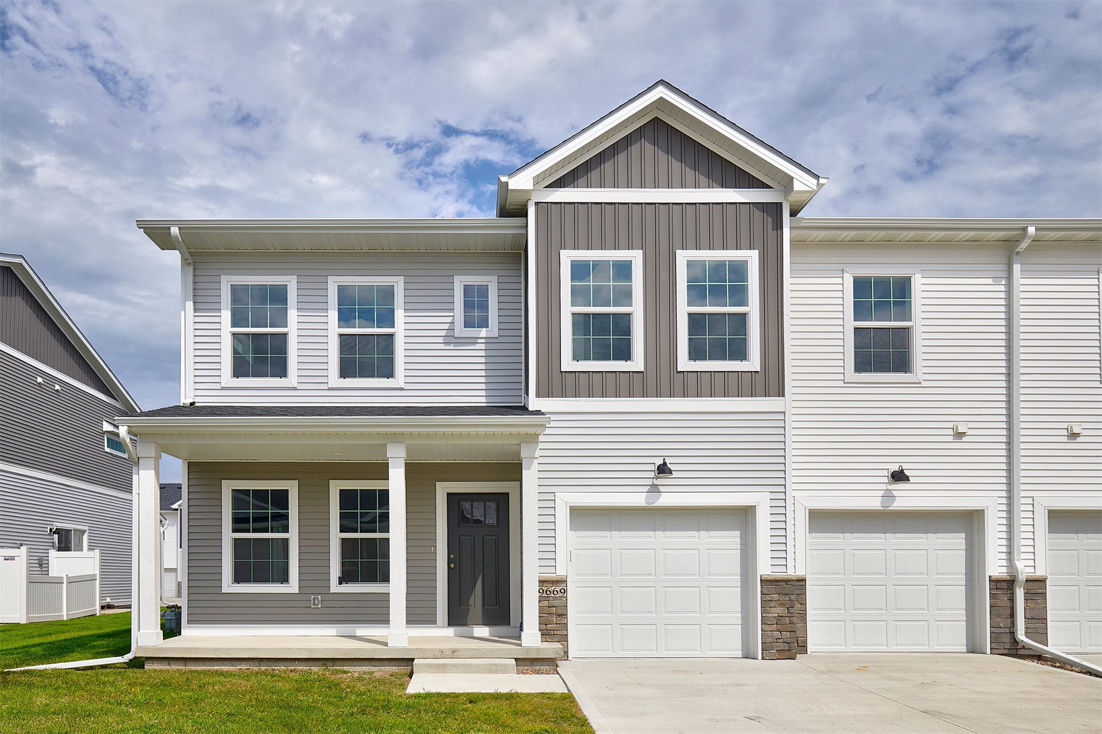 9669 Crestview Drive — photo
