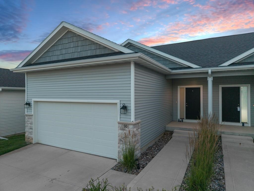 90 Keeneland Court — photo