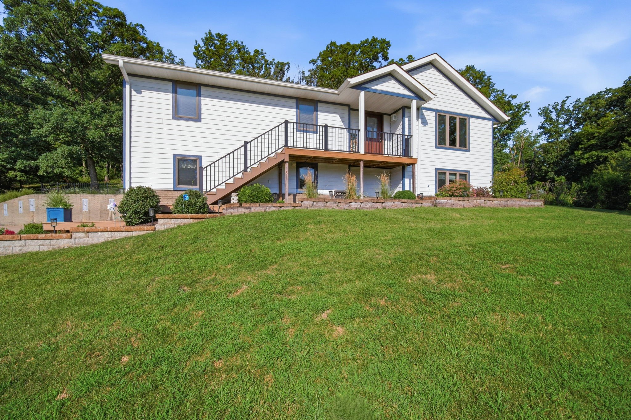 2610 Forest Drive — photo