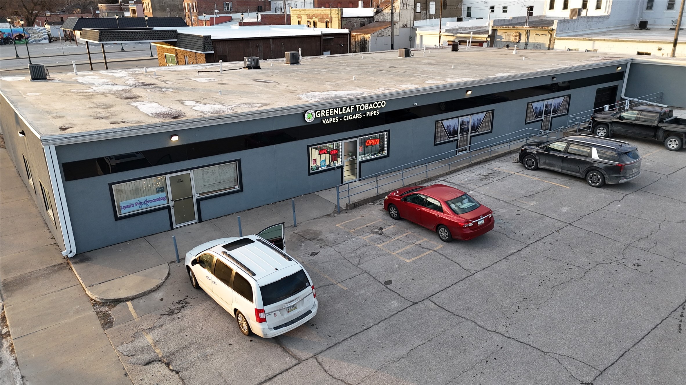 115 E Washington Street — photo