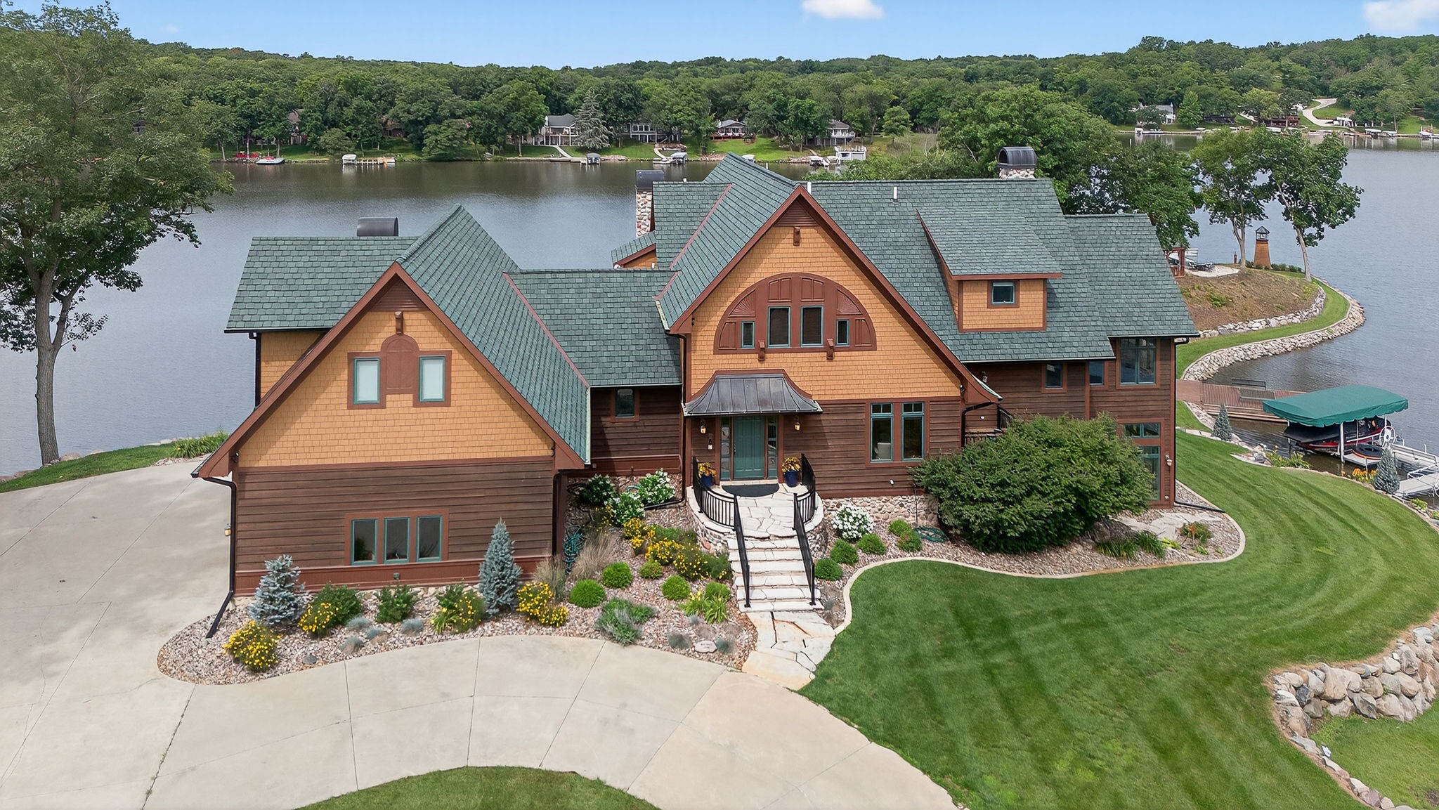 5061 Panorama Drive — photo