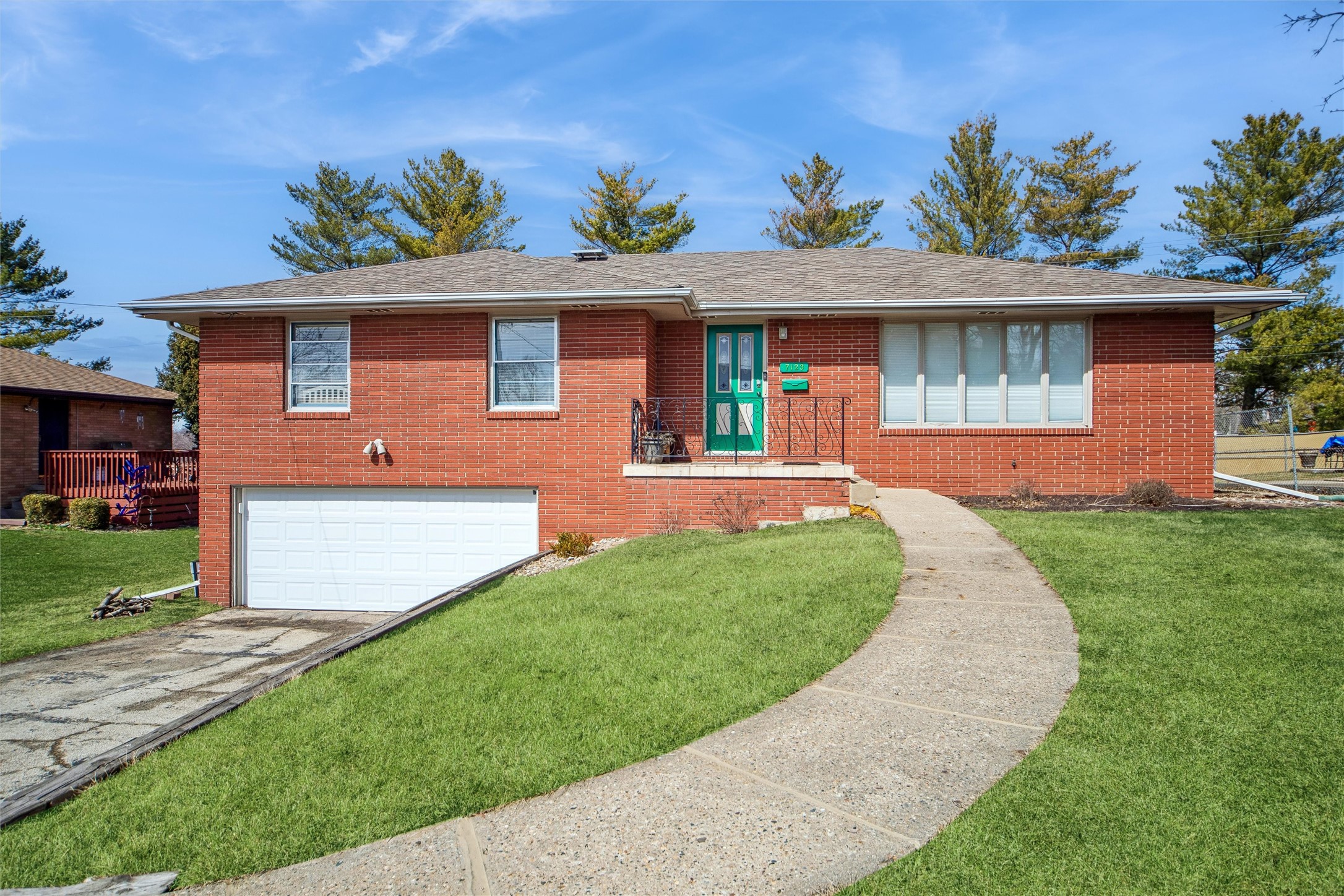 7123 Garrison Road — photo
