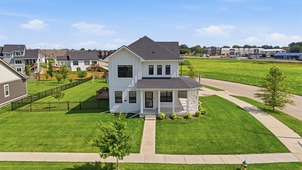 202 SW Prairie Trail Parkway — photo