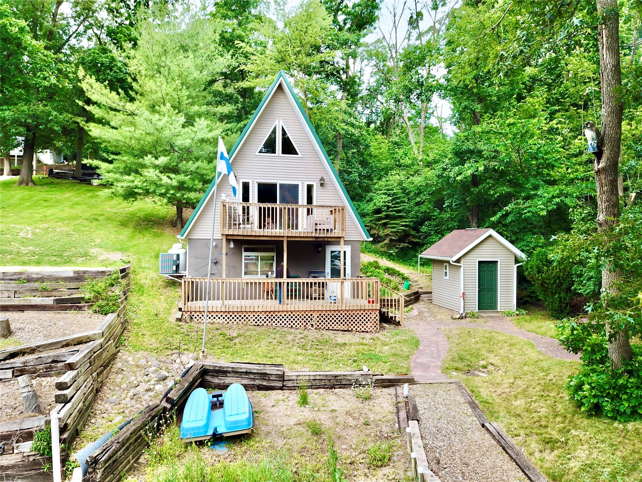 1126 Lakeshore Drive — photo