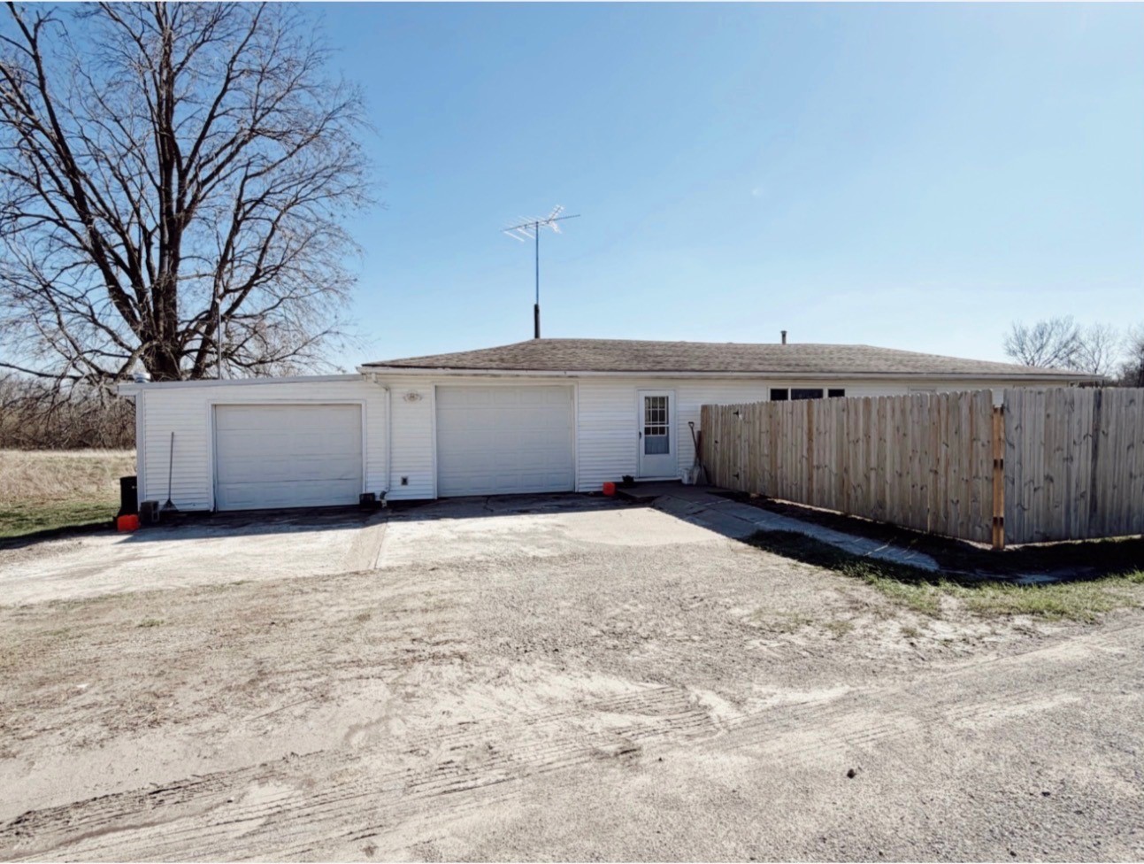 406 Evans Randolph Street — photo