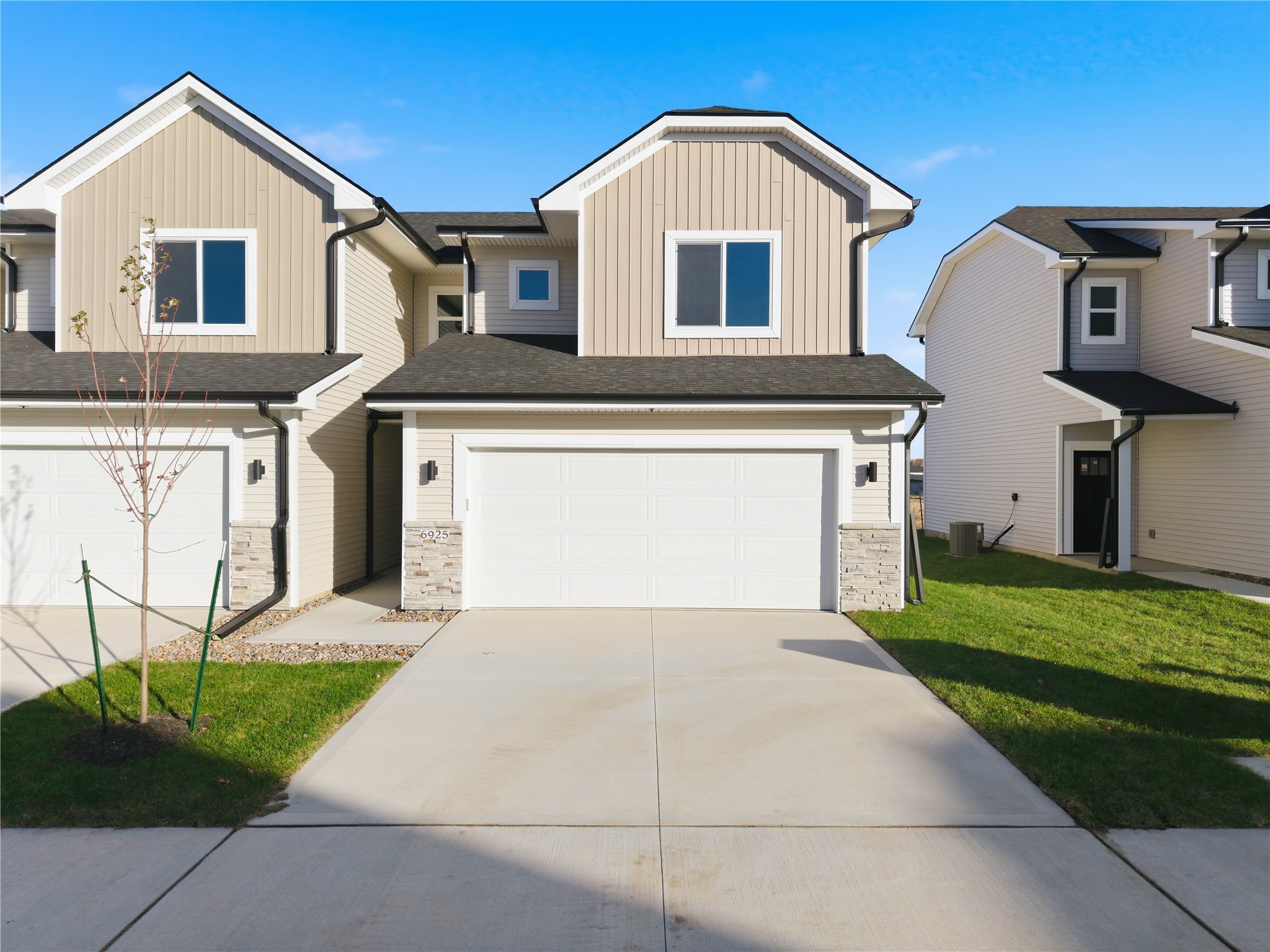 6925 Poppy Court — photo