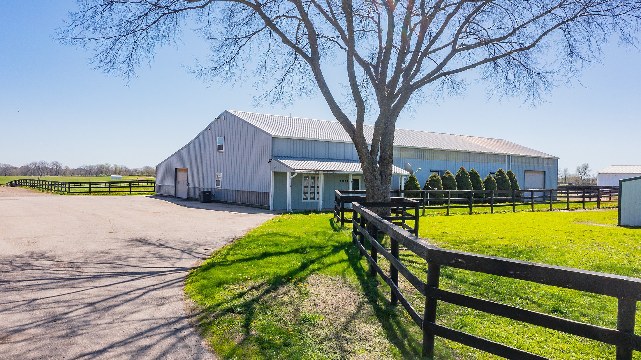4011 SE Powers Drive — photo
