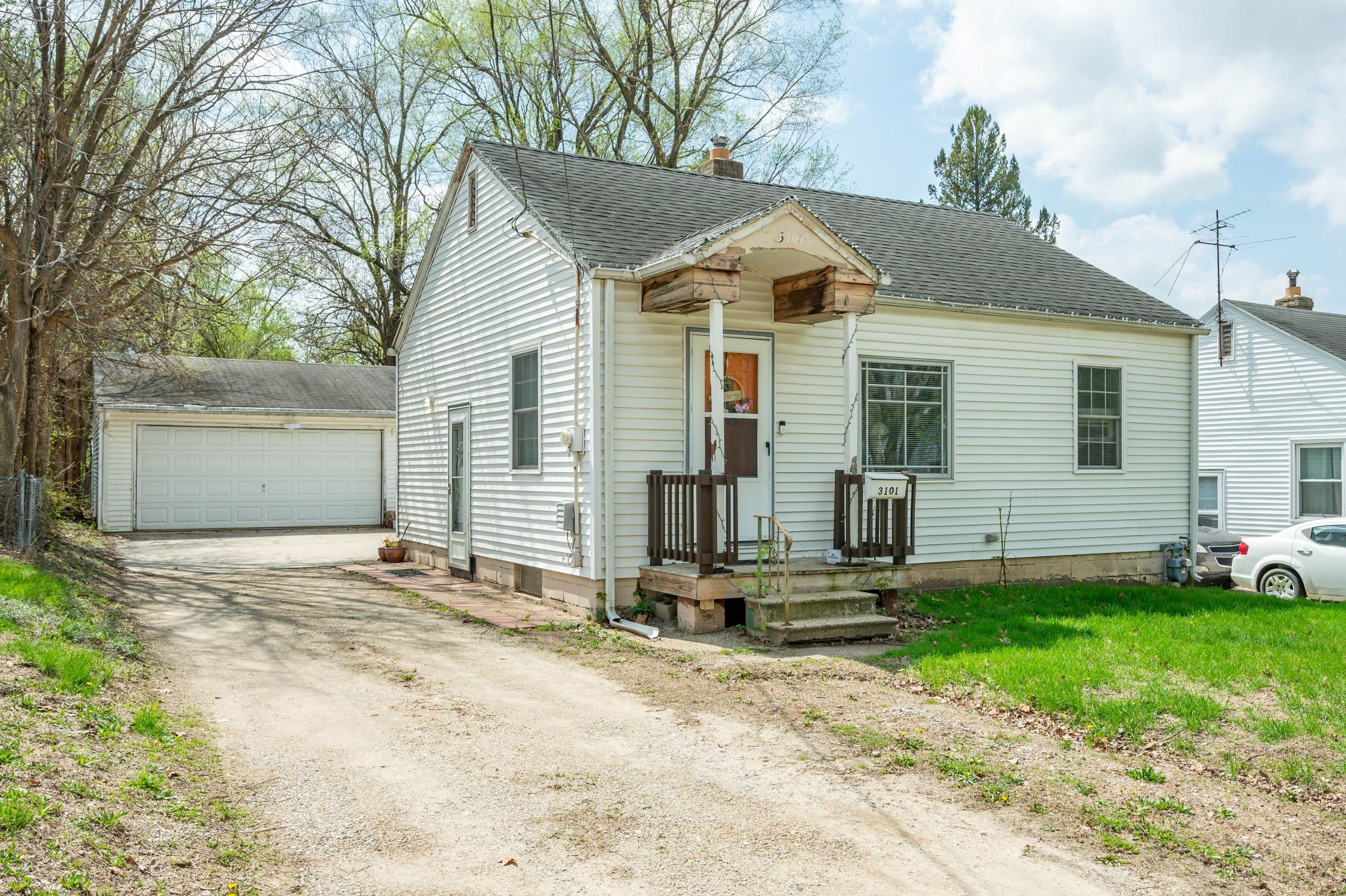 3101 Indianapolis Avenue — photo