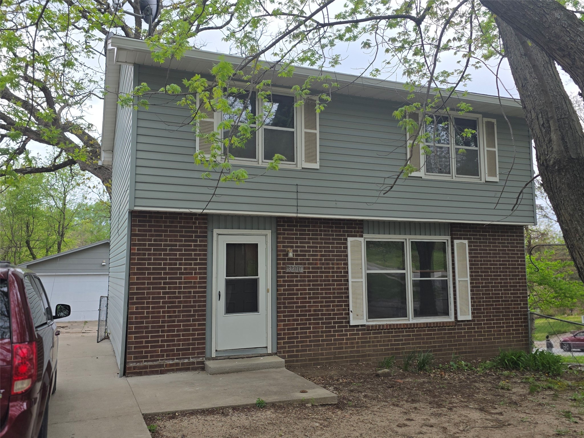 3200 SE 4th Court — photo