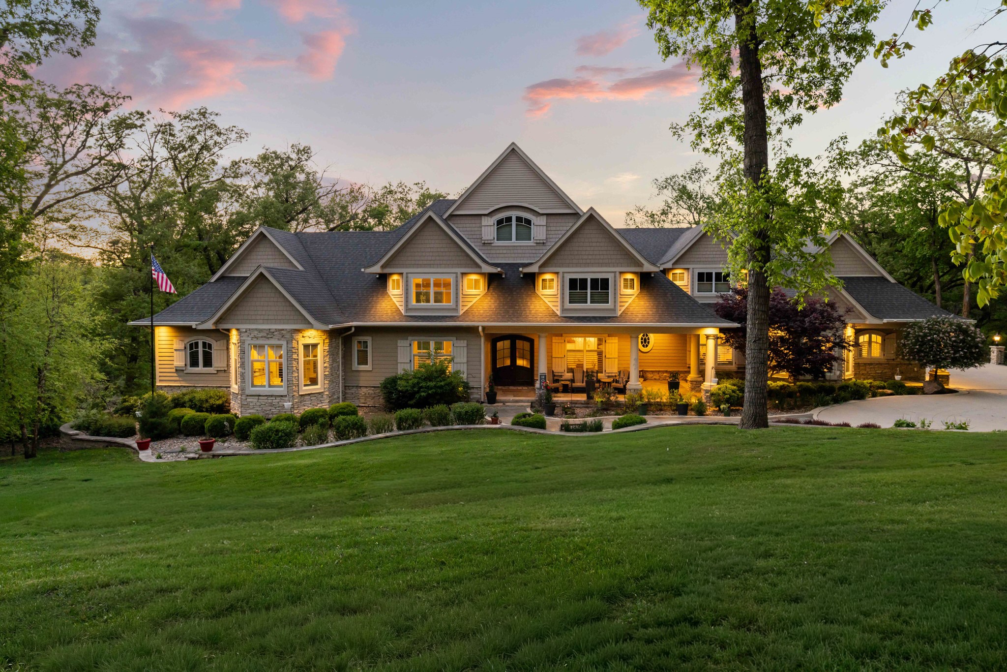 12993 Oak Brook Drive — photo