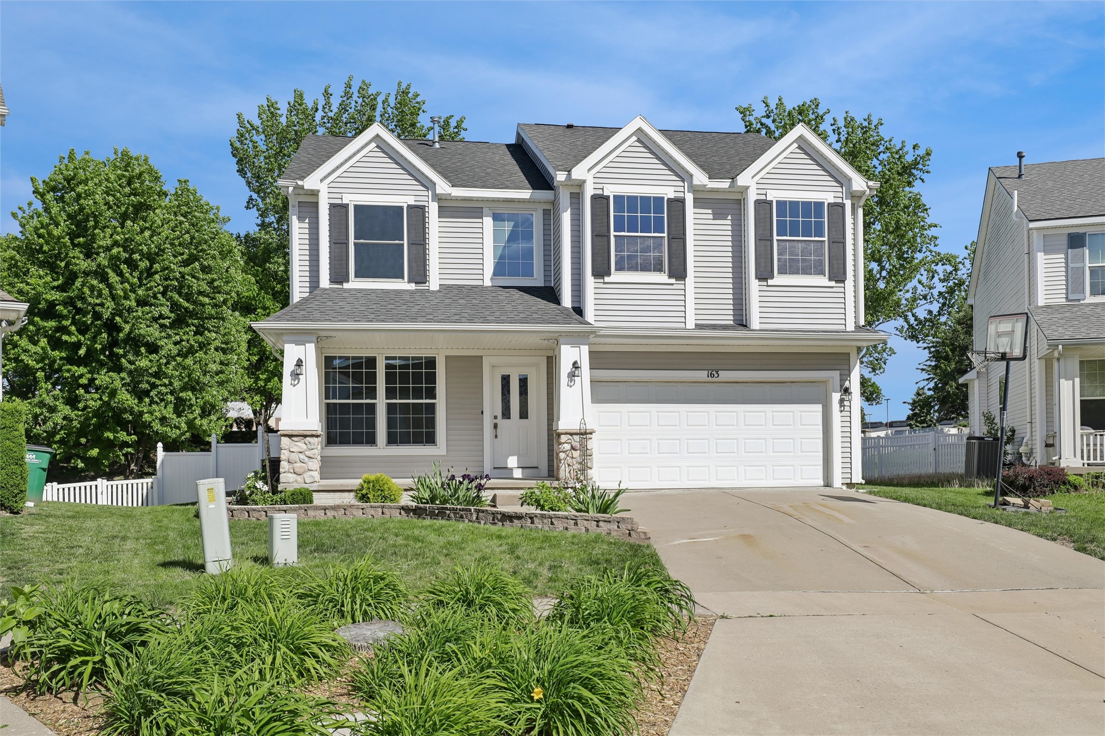 163 77th Place — photo
