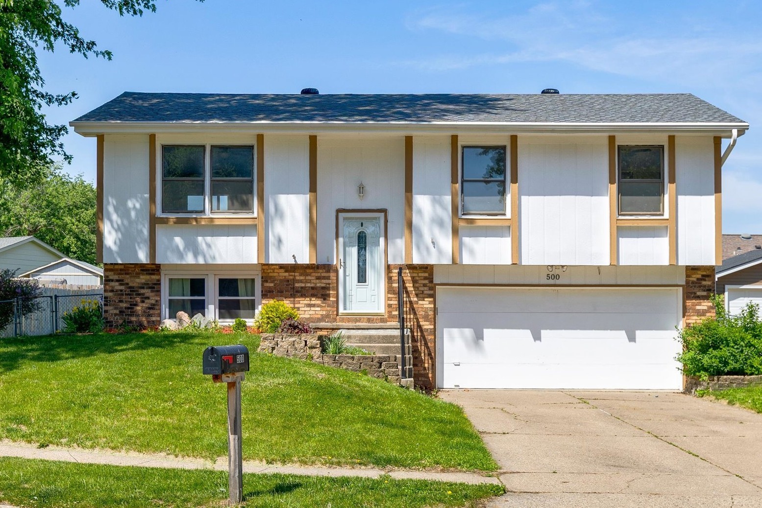 500 NW Norton Circle — photo