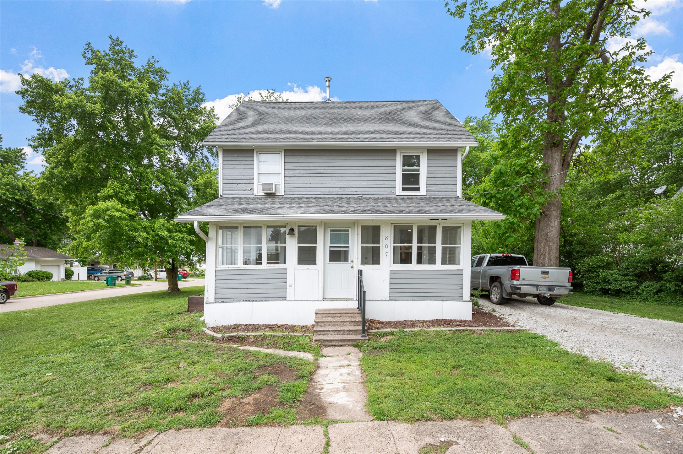 807 Hatton Avenue — photo