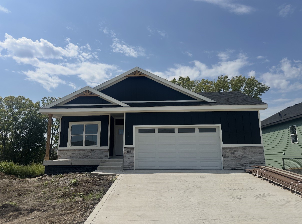 3240 Brook Landing Court — photo