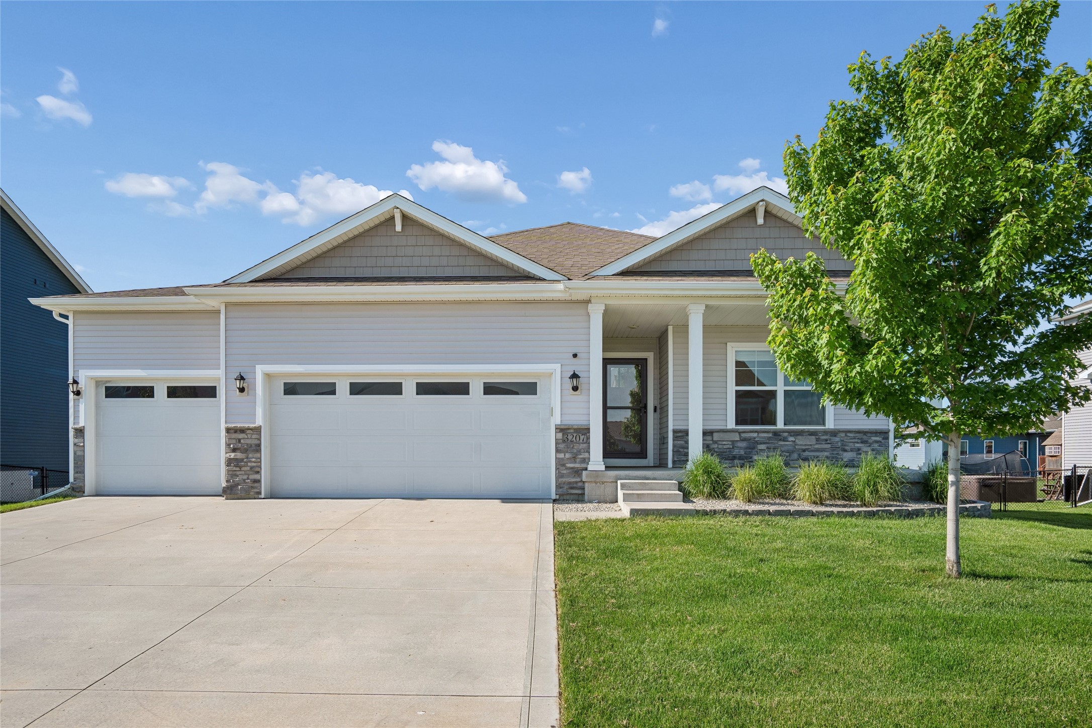 3207 NW Reinhart Drive — photo