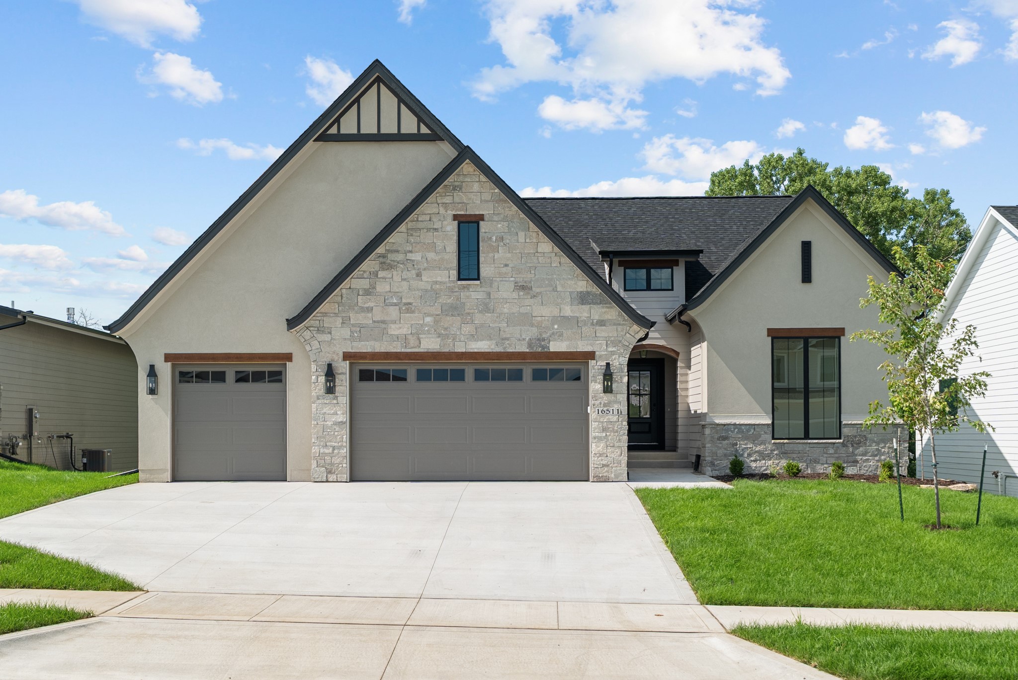 16511 Ironwood Lane — photo