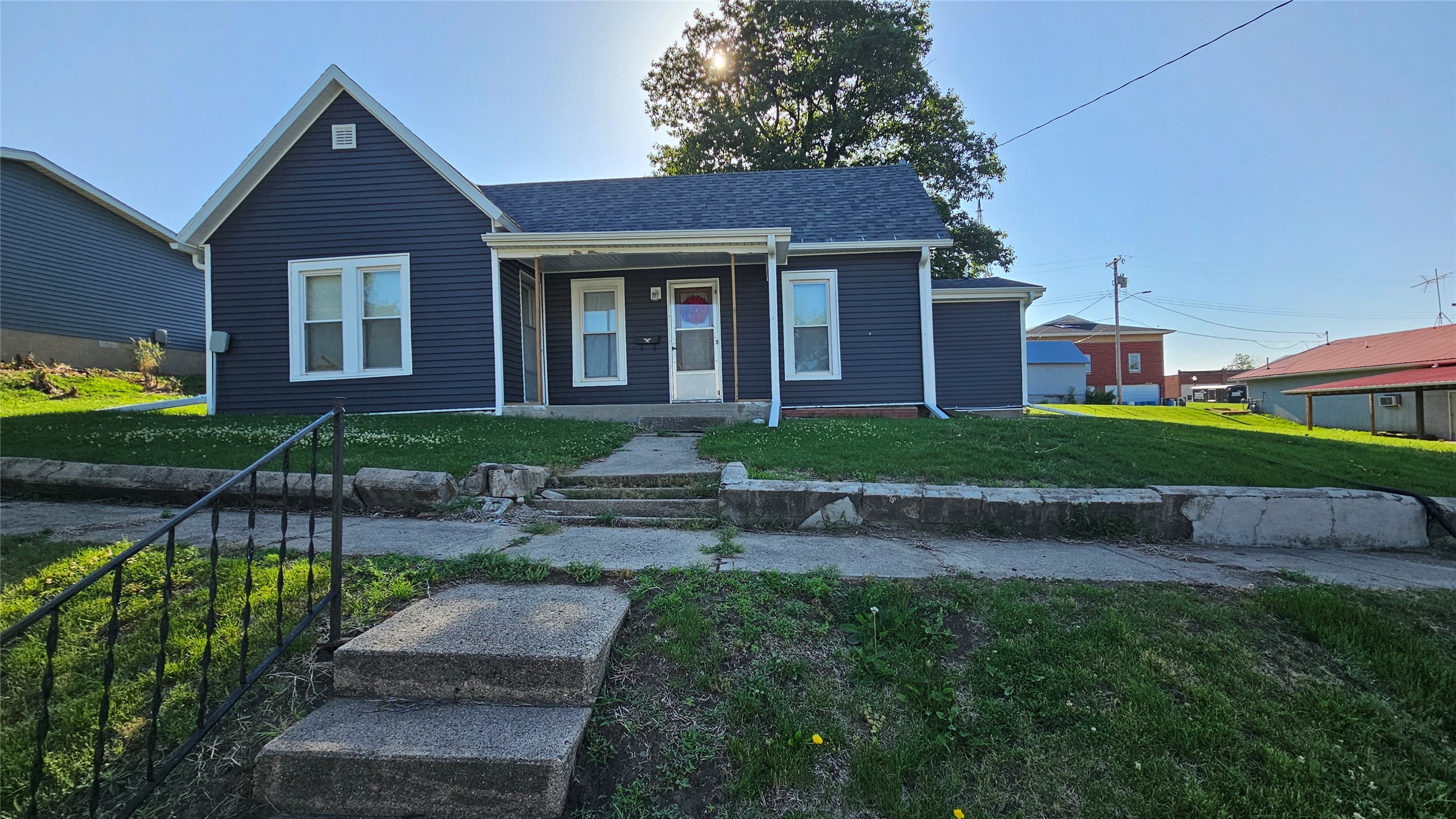 320 Depot Street — photo
