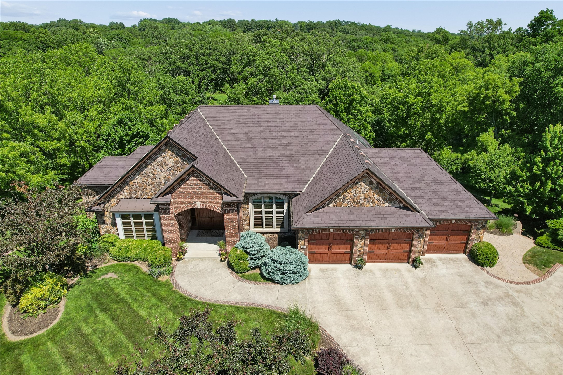 470 Painted Woods Drive — photo