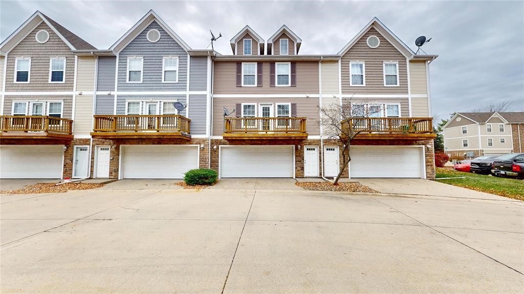 1137 Blackstone Lane — photo
